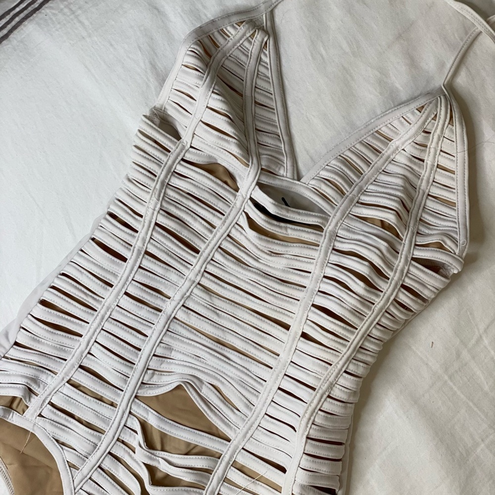 One Piece Bathing-suit